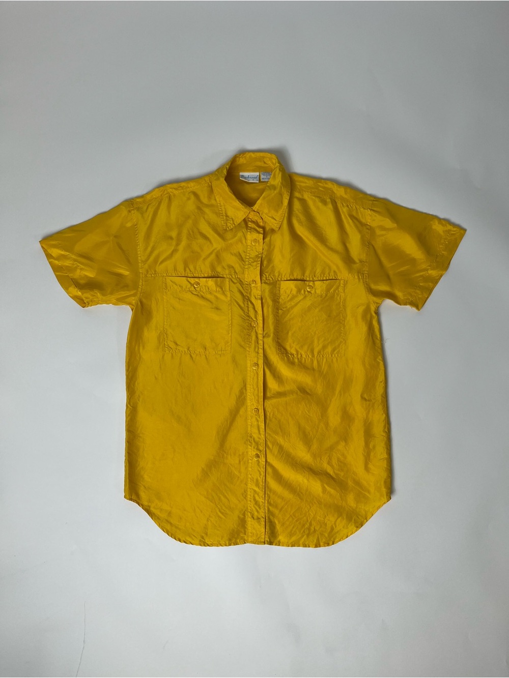 Vintage 90s Backroad Blues 100% Silk Short Sleeve Button Down Blouse Yellow (S)